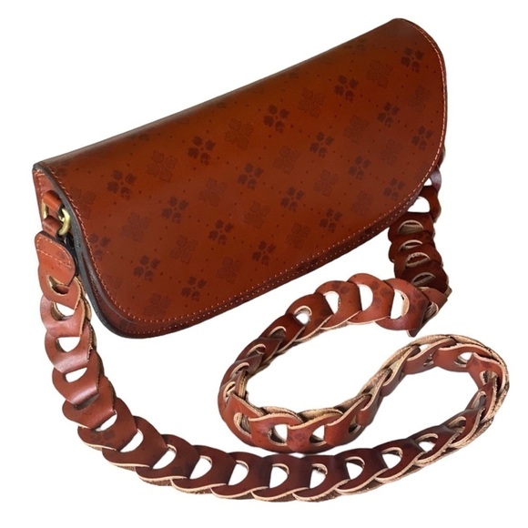 Patricia Nash Chelsea Chainlink Crossbody Signature Floret Print Minimal… - Picture 8 of 13